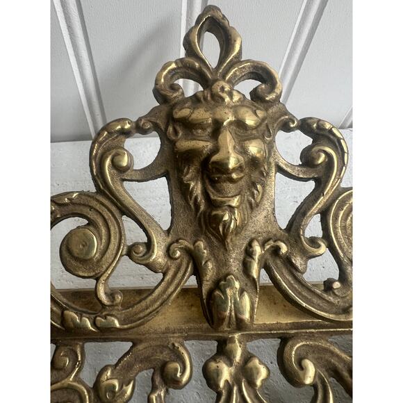 Vintage Ornate Brass Double Inkwell | Victorian-Inspired Desk Accessory - Picture 9 of 9